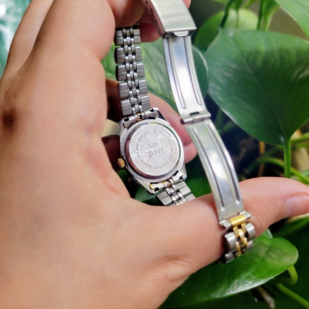 Jaclyn Smith Gold & Silver Quartz Classic Watch - Picture 8 of 8